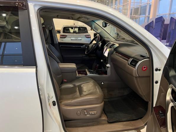 Lexus GX II с пробегом 2011 года, цена 2 668 900 рублей, 191800 км, внедорожник, Автокод Объявления