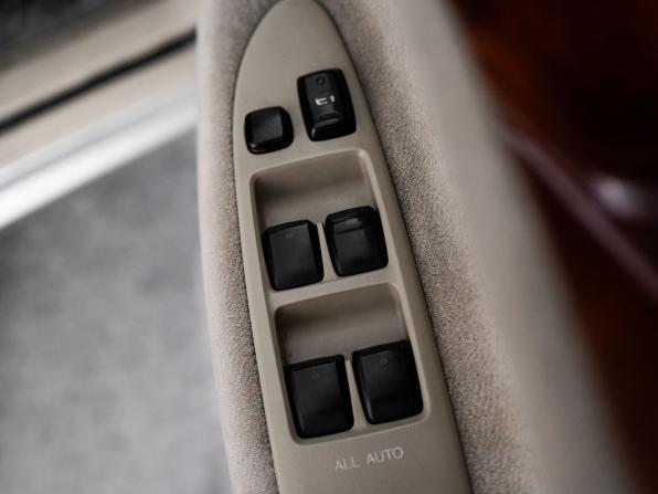 Toyota Ipsum II (M20) с пробегом 2002 года, цена 850 000 рублей, 306509 км, компактвэн, Автокод Объявления