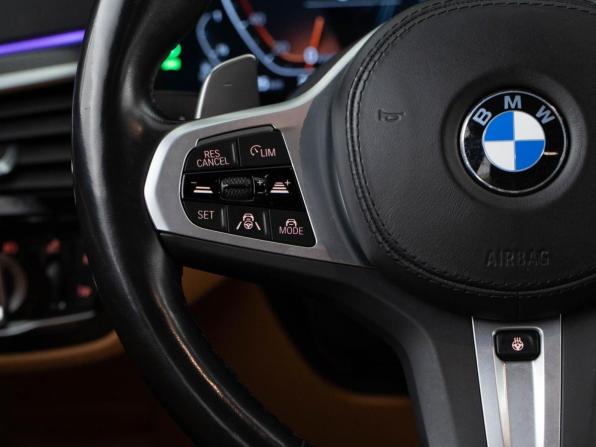 BMW 5 серии VII (G30/G31/G38) Рестайлинг с пробегом 2022 года, цена 6 857 077 рублей, 85476 км, седан, Автокод Объявления