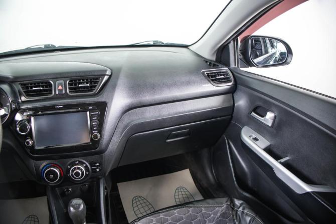Kia Rio III с пробегом 2013 года, цена 849 000 рублей, 208000 км, хэтчбек, Автокод Объявления
