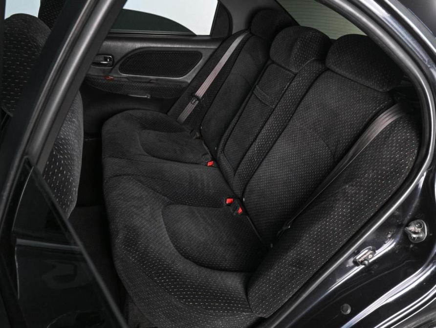 Hyundai Sonata IV (EF) Рестайлинг Ростов-на-Дону  - изображение 9