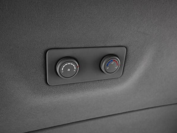 Hyundai H-1 II с пробегом 2013 года, цена 1 845 000 рублей, 211156 км, минивэн, Автокод Объявления