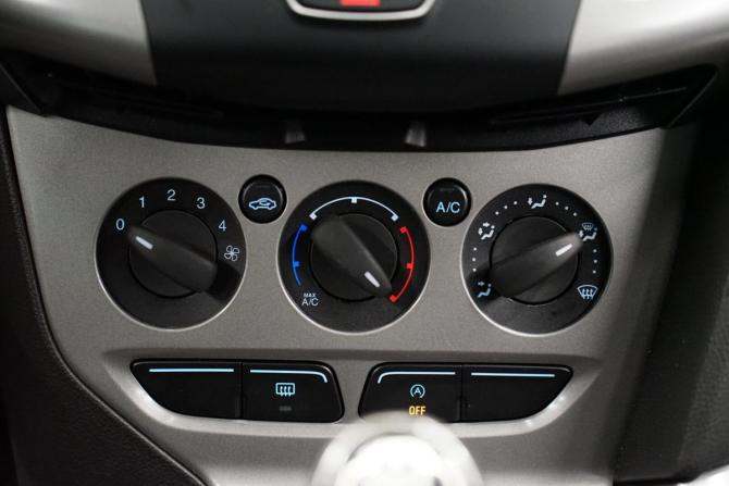 Ford Focus III с пробегом 2013 года, цена 840 000 рублей, 117182 км, седан, Автокод Объявления