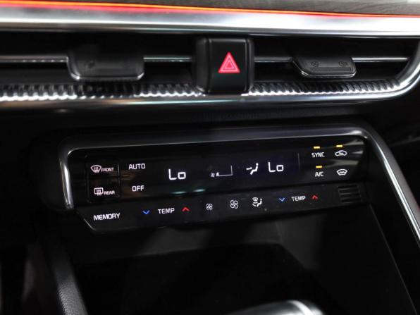 Kia K5 III с пробегом 2021 года, цена 2 539 000 рублей, 115055 км, седан, Автокод Объявления