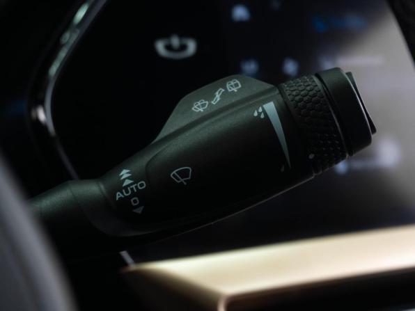 Geely Monjaro I с пробегом 2024 года, цена 3 045 000 рублей, 92329 км, внедорожник, Автокод Объявления