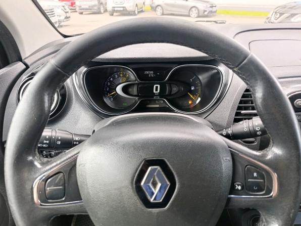 Renault Kaptur I с пробегом 2016 года, цена 819 000 рублей, 296586 км, внедорожник, Автокод Объявления