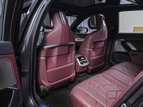 BMW 7 серии VII (G70) с пробегом 2022 года, цена 14 999 000 рублей, 4770 км, седан, Автокод Объявления