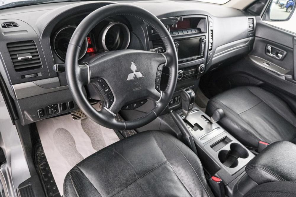 Mitsubishi Pajero IV Рестайлинг 1 Красноярск  - изображение 9