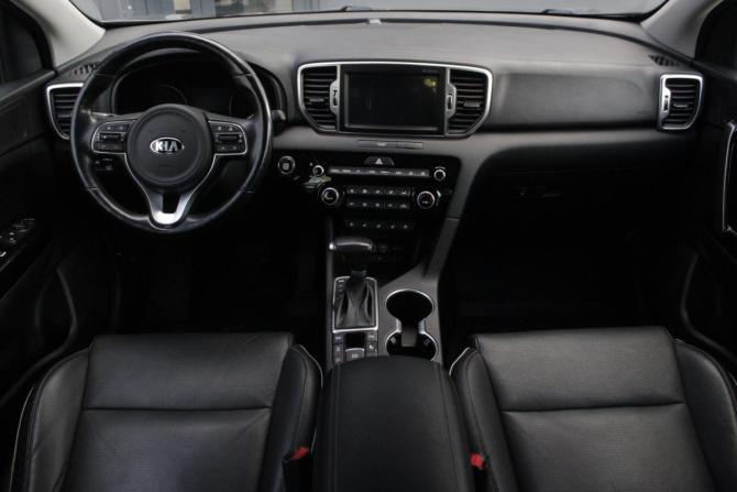 Kia Sportage IV Рестайлинг с пробегом 2018 года, цена 2 190 000 рублей, 131190 км, внедорожник, Автокод Объявления