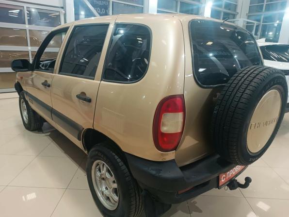 Chevrolet Niva I с пробегом 2005 года, цена 219 000 рублей, 131000 км, внедорожник, Автокод Объявления