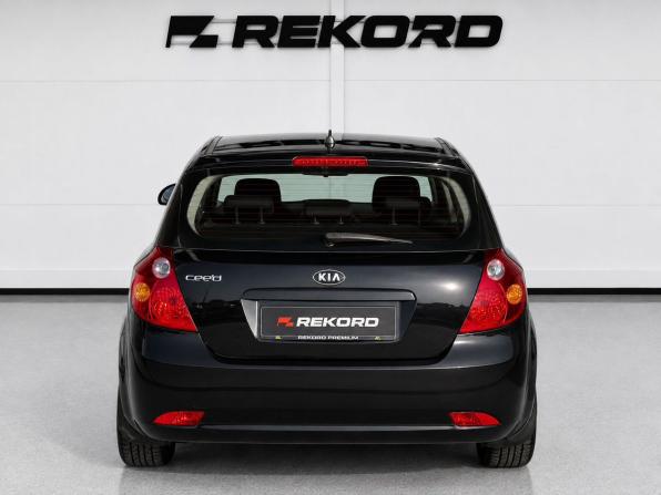 Kia Ceed I с пробегом 2007 года, цена 619 000 рублей, 148335 км, хэтчбек, Автокод Объявления