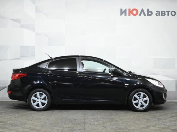Hyundai Solaris I с пробегом 2013 года, цена 890 000 рублей, 247890 км, седан, Автокод Объявления