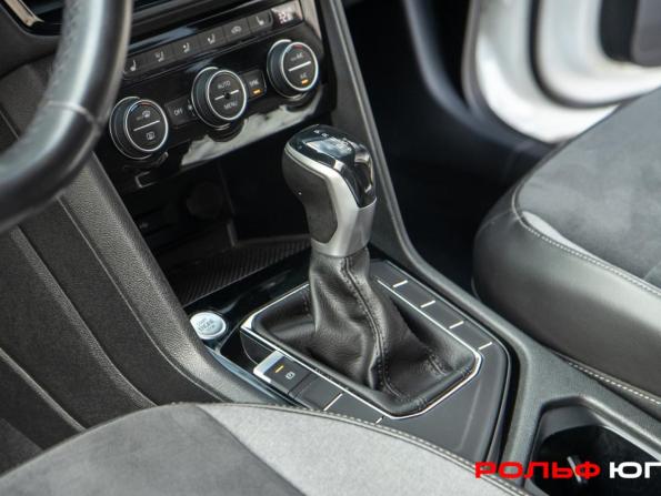 Volkswagen Taos I с пробегом 2021 года, цена 2 298 000 рублей, 94471 км, внедорожник, Автокод Объявления