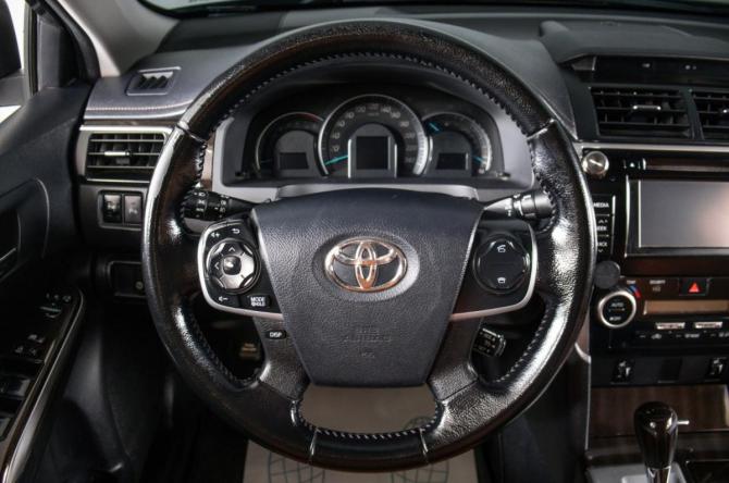 Toyota Camry VII (XV50) с пробегом 2014 года, цена 1 669 000 рублей, 220000 км, седан, Автокод Объявления
