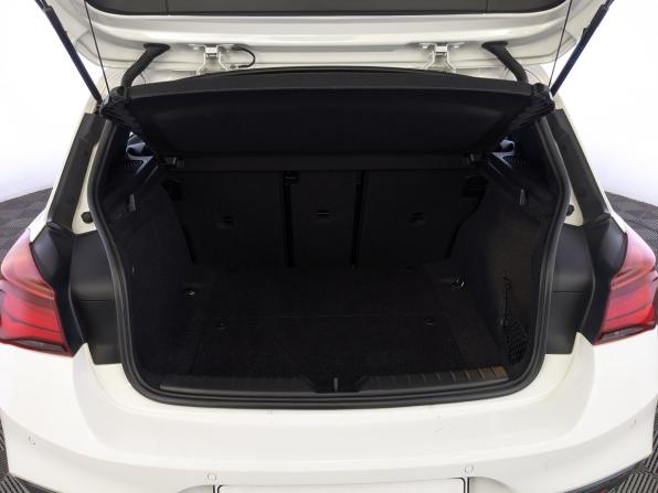 BMW 1 серии II (F20/F21) Рестайлинг 2 с пробегом 2019 года, цена 2 300 000 рублей, 76034 км, хэтчбек, Автокод Объявления