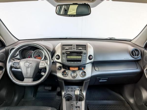 Toyota Ractis II с пробегом 2011 года, цена 1 540 000 рублей, 118930 км, хэтчбек, Автокод Объявления