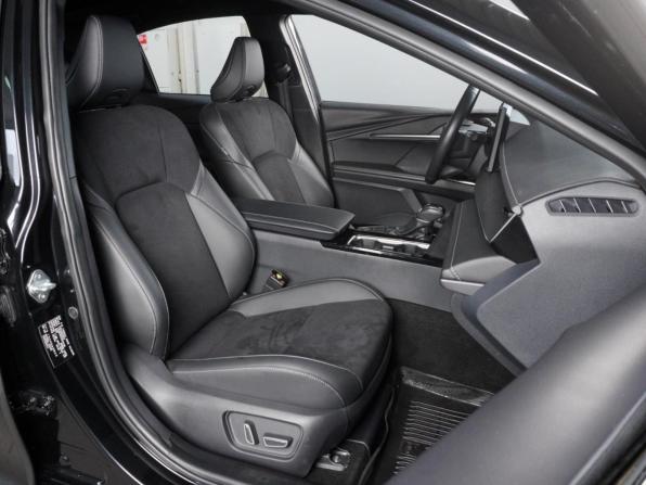 Toyota Camry IX (XV80) China Market с пробегом 2025 года, цена 3 949 000 рублей, 15154 км, седан, Автокод Объявления