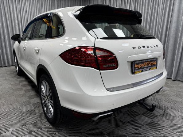 Porsche Cayenne II (958) с пробегом 2011 года, цена 2 550 000 рублей, 246269 км, внедорожник, Автокод Объявления