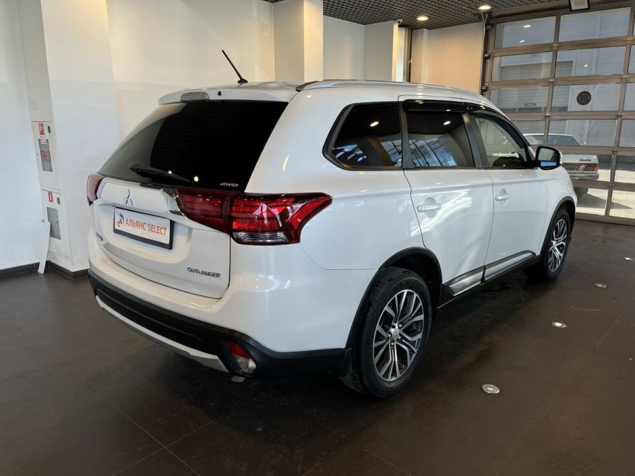Mitsubishi Outlander III Рестайлинг 2 Чебоксары  - изображение 3