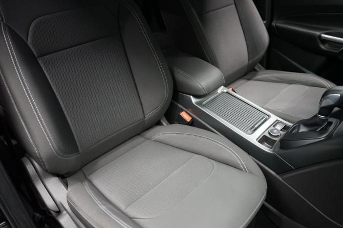 Ford Kuga II Рестайлинг с пробегом 2017 года, цена 1 770 000 рублей, 138000 км, внедорожник, Автокод Объявления