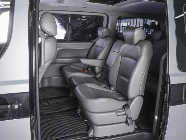 Hyundai Grand Starex I с пробегом 2013 года, цена 2 280 000 рублей, 133502 км, минивэн, Автокод Объявления