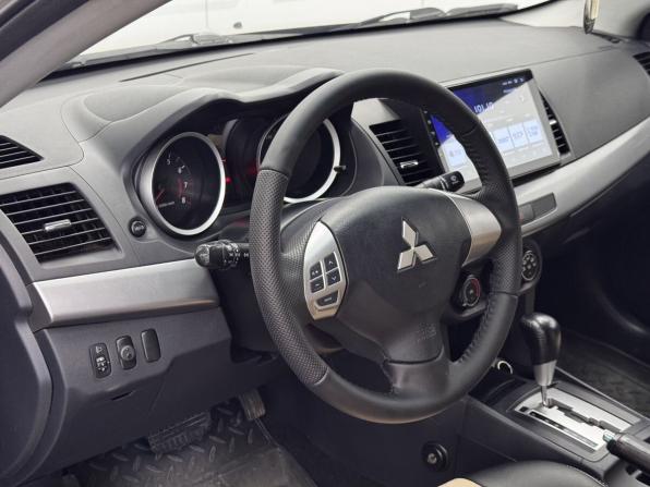 Mitsubishi Lancer X с пробегом 2010 года, цена 695 000 рублей, 196243 км, седан, Автокод Объявления