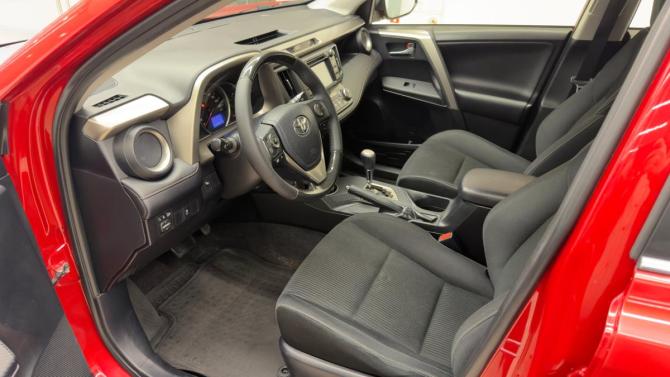 Toyota RAV4 IV (XA40) с пробегом 2014 года, цена 1 800 000 рублей, 124000 км, внедорожник, Автокод Объявления