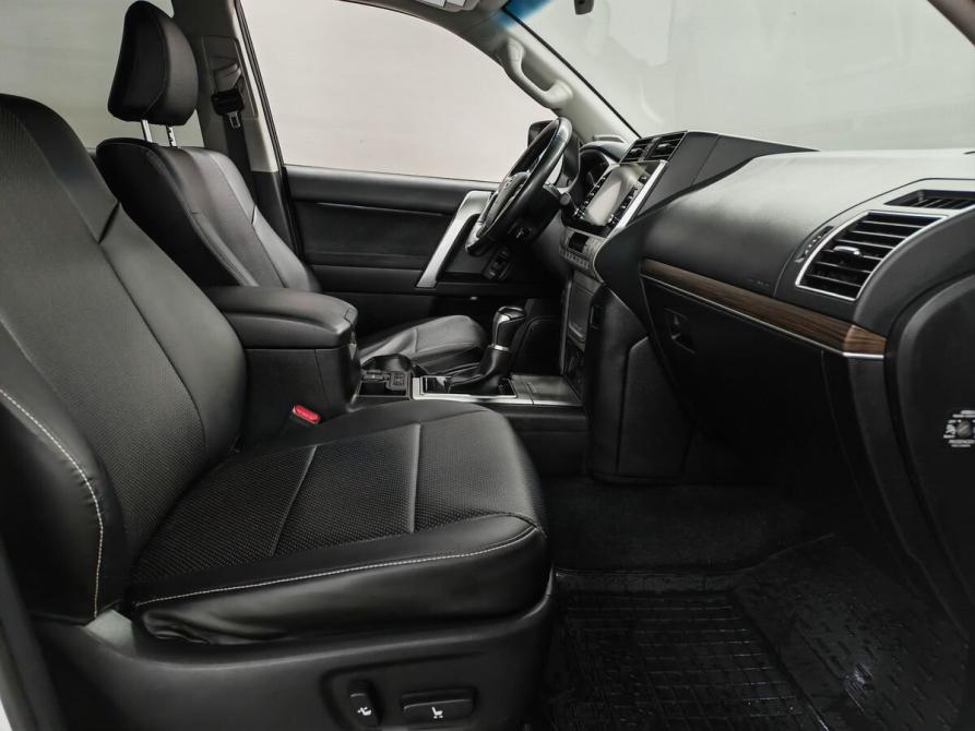 Toyota Land Cruiser Prado 150 Series Рестайлинг 3 Москва  - изображение 9