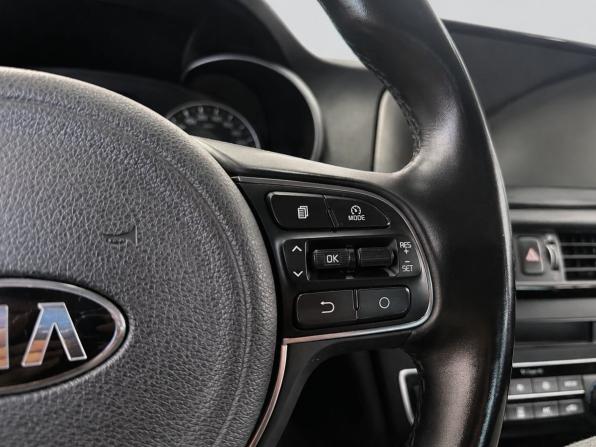 Kia Optima IV с пробегом 2017 года, цена 1 649 000 рублей, 121000 км, седан, Автокод Объявления