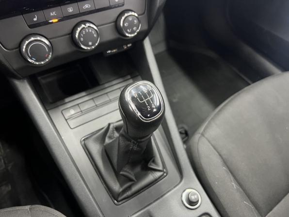 Skoda Octavia III (A7) Рестайлинг с пробегом 2017 года, цена 1 530 000 рублей, 126271 км, лифтбек, Автокод Объявления