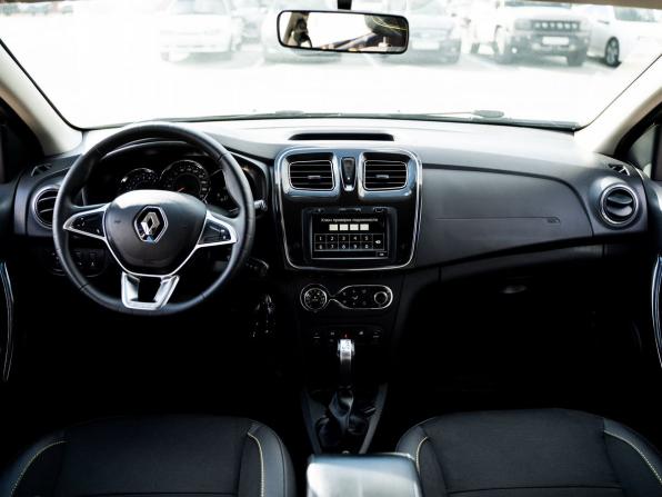 Renault Logan II Рестайлинг с пробегом 2021 года, цена 1 300 000 рублей, 80325 км, седан, Автокод Объявления