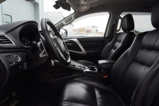 Mitsubishi Pajero Sport III с пробегом 2018 года, цена 2 989 000 рублей, 202100 км, внедорожник, Автокод Объявления