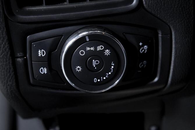 Ford Focus III с пробегом 2012 года, цена 599 000 рублей, 200252 км, хэтчбек, Автокод Объявления
