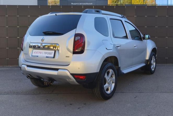 Renault Duster I Рестайлинг с пробегом 2017 года, цена 1 130 000 рублей, 200101 км, внедорожник, Автокод Объявления