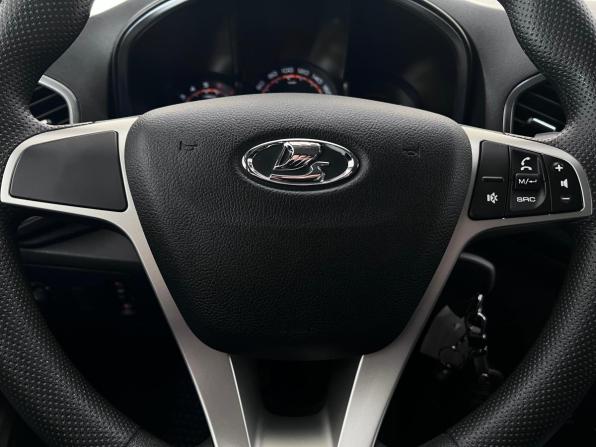 Lada (ВАЗ) XRAY I с пробегом 2019 года, цена 925 000 рублей, 90210 км, хэтчбек, Автокод Объявления