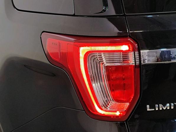 Ford Explorer V Рестайлинг с пробегом 2016 года, цена 3 289 000 рублей, 92843 км, внедорожник, Автокод Объявления