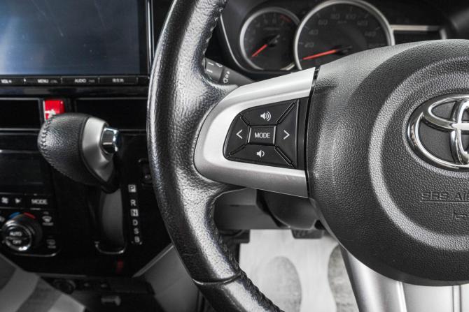 Toyota Tank I с пробегом 2018 года, цена 999 000 рублей, 69000 км, микровэн, Автокод Объявления