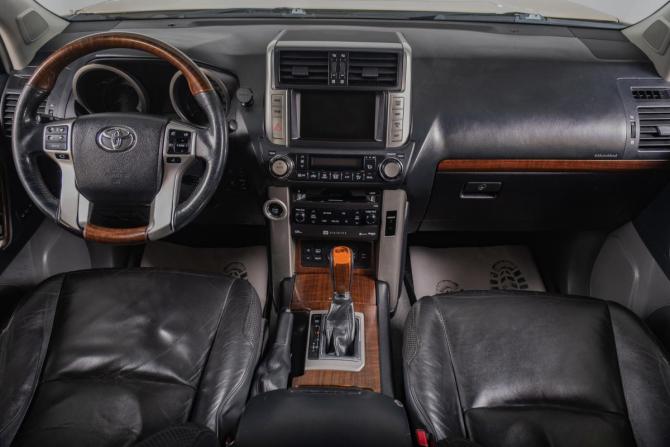 Toyota Land Cruiser Prado 150 Series с пробегом 2010 года, цена 2 829 000 рублей, 398500 км, внедорожник, Автокод Объявления