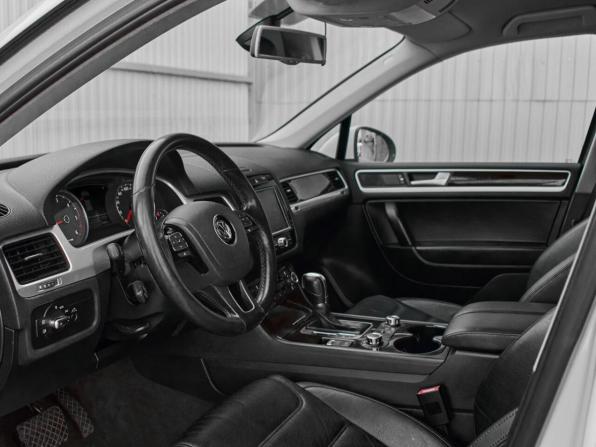 Volkswagen Touareg II с пробегом 2012 года, цена 2 490 000 рублей, 222473 км, внедорожник, Автокод Объявления