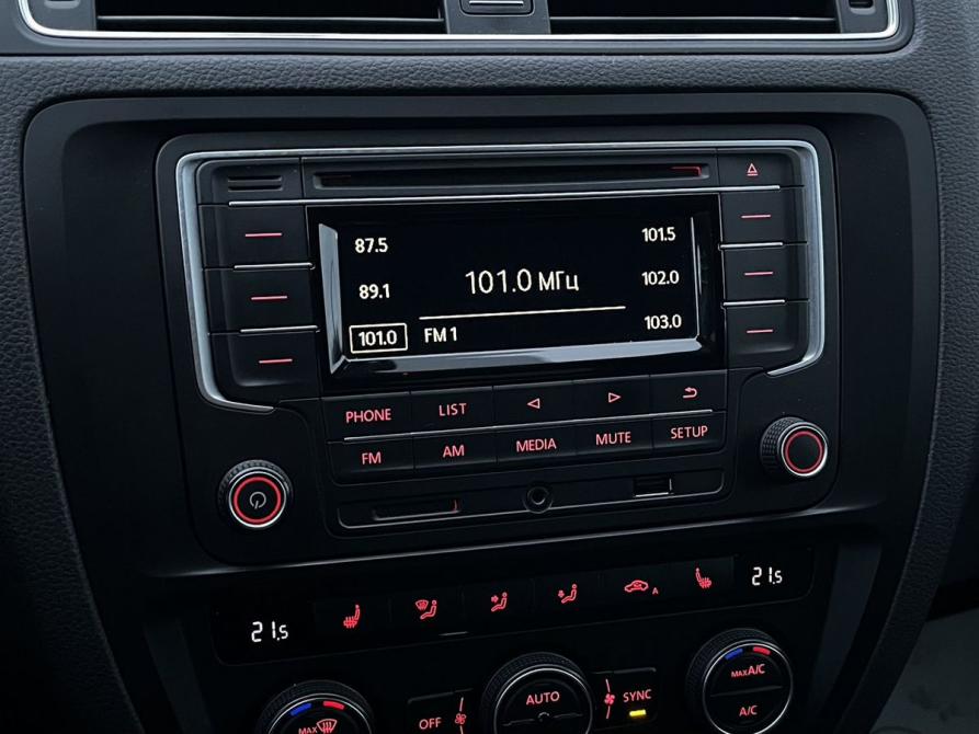 Volkswagen Jetta VI Рестайлинг Мурманск  - изображение 13