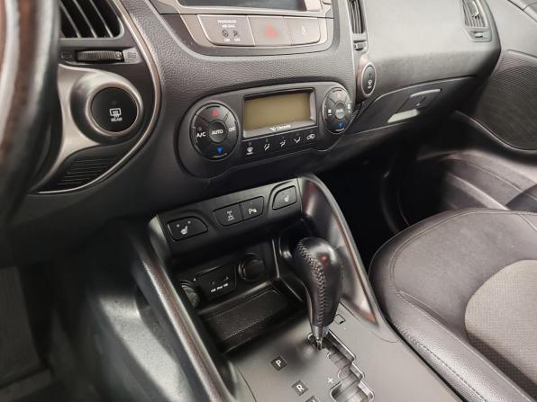 Hyundai ix35 I Рестайлинг с пробегом 2013 года, цена 1 349 000 рублей, 169106 км, внедорожник, Автокод Объявления