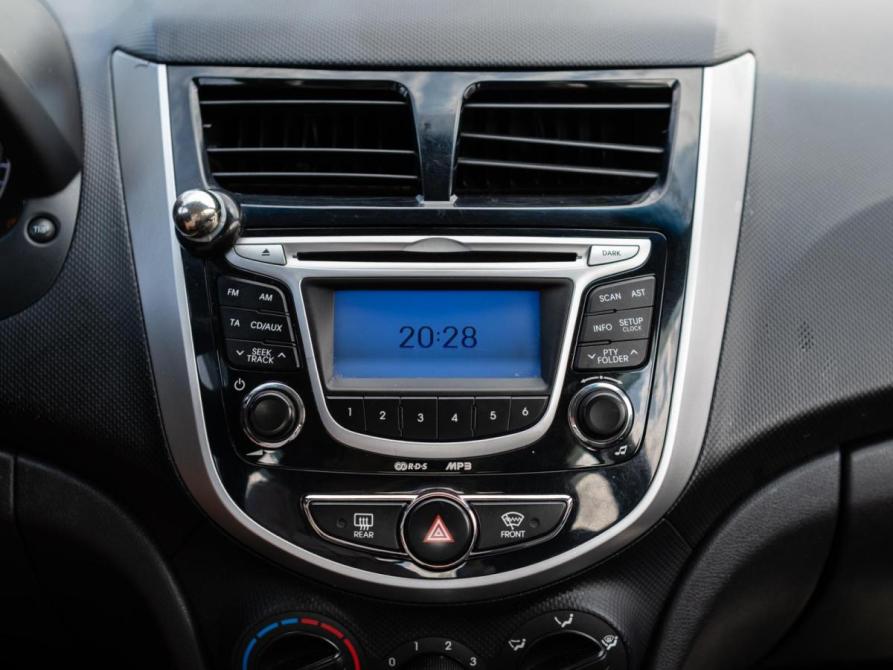 Hyundai Solaris I Сочи  - изображение 13
