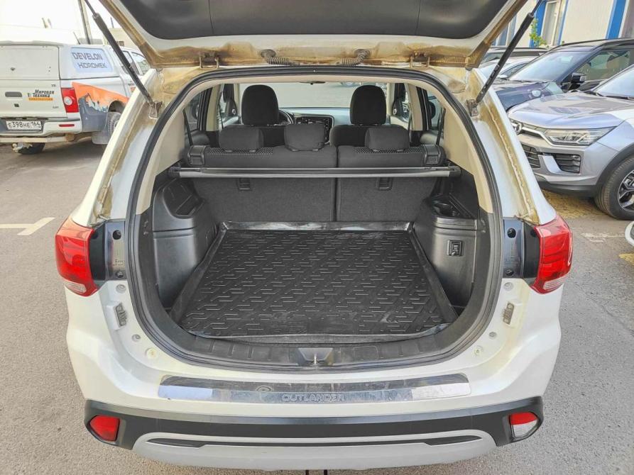 Mitsubishi Outlander III Рестайлинг 3 Санкт-Петербург  - изображение 8