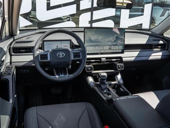 Toyota RAV4 VI (XA60) с пробегом 2026 года, цена 4 579 000 рублей, 50 км, внедорожник, Автокод Объявления
