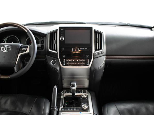 Toyota Land Cruiser 200 Series Рестайлинг 2 с пробегом 2016 года, цена 4 417 000 рублей, 311000 км, внедорожник, Автокод Объявления