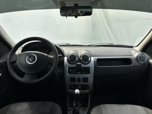 Renault Logan I Рестайлинг с пробегом 2011 года, цена 545 000 рублей, 213643 км, седан, Автокод Объявления