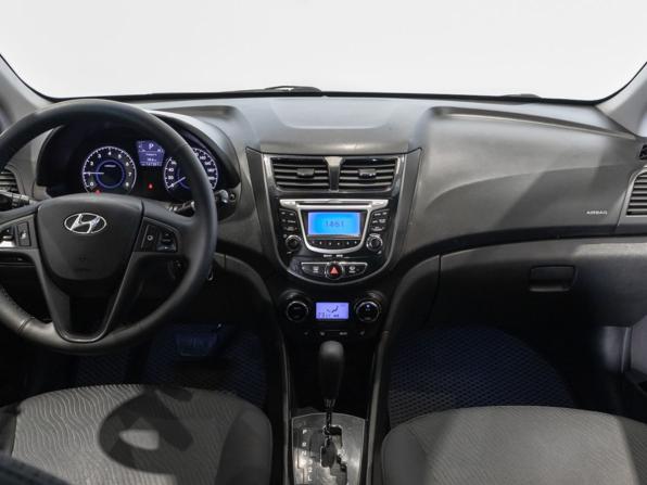 Hyundai Solaris I с пробегом 2013 года, цена 810 000 рублей, 161300 км, седан, Автокод Объявления