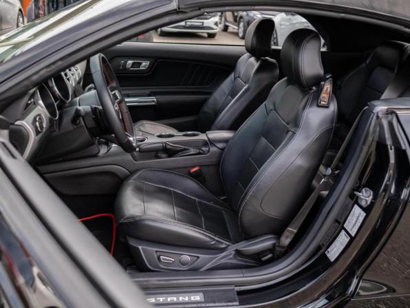 Ford Mustang VI Рестайлинг с пробегом 2019 года, цена 2 949 000 рублей, 163113 км, кабриолет, Автокод Объявления