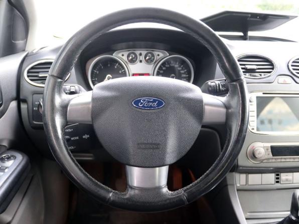 Ford Focus II Рестайлинг с пробегом 2010 года, цена 542 000 рублей, 215000 км, хэтчбек, Автокод Объявления