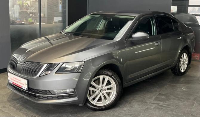 Skoda Octavia III (A7) Рестайлинг с пробегом 2017 года, цена 1 745 000 рублей, 108000 км, лифтбек, Автокод Объявления